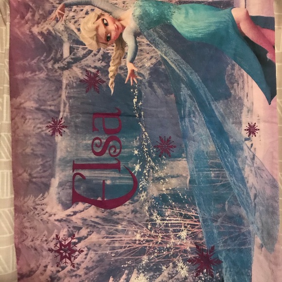 Frozen coverlet/duvet comforter set. - Picture 5 of 6